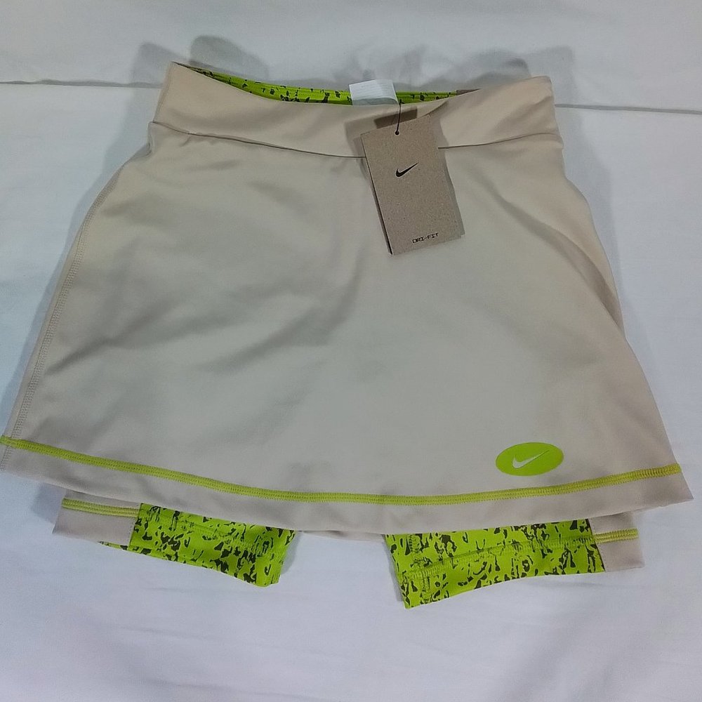 Nike Girls' Dri-FIT Icon Clash 2-in-1 Training Skirt-Medium-Sand Drift
